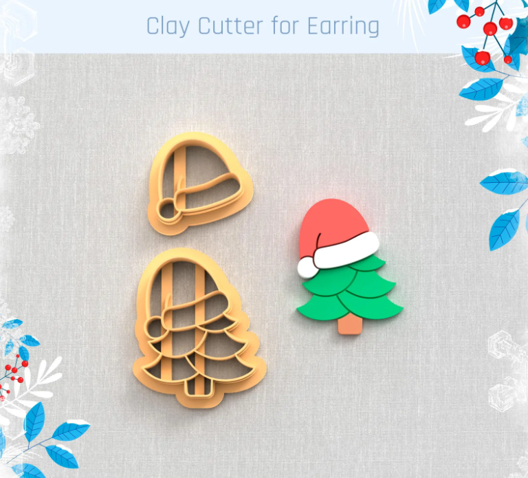 3 - CHRISTMAS TREE WITH HAT