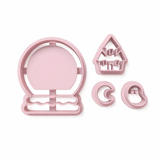 151 - HALLOWEEN SNOWBALL AND ORNAMENTS